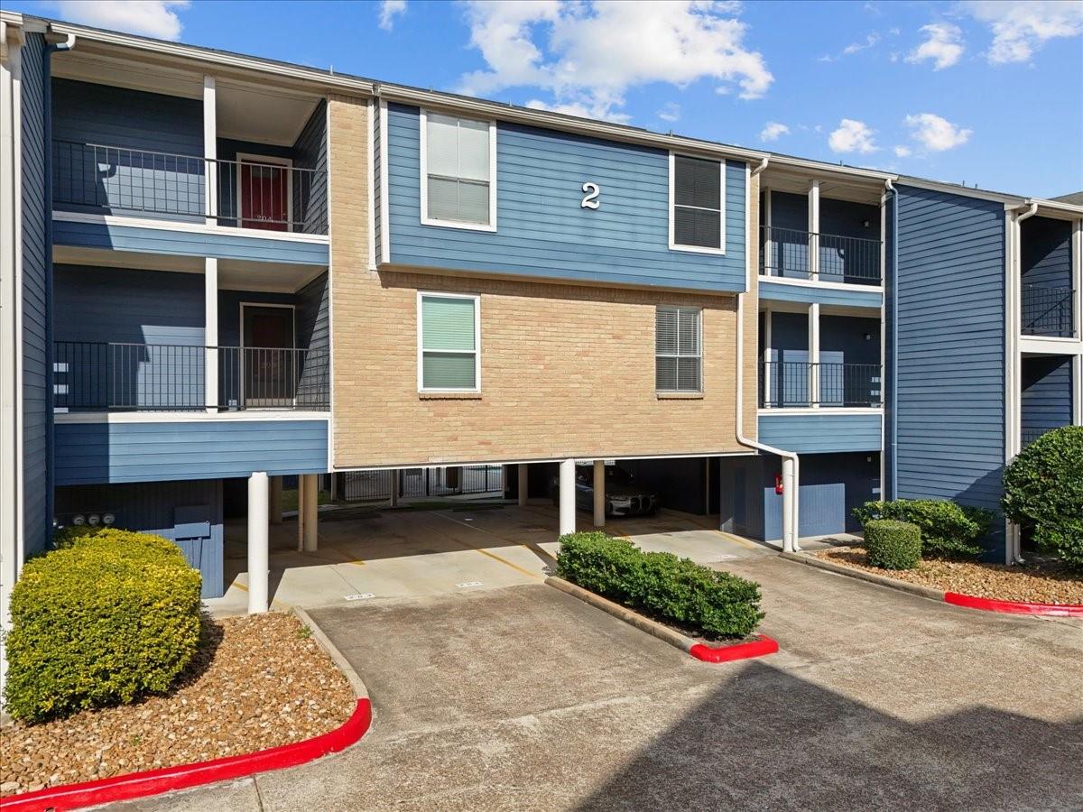 18511 Egret Bay Boulevard 205