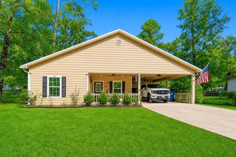 Homes For Sale - 337 Windwood Drive<br/> Livingston, TX 77351