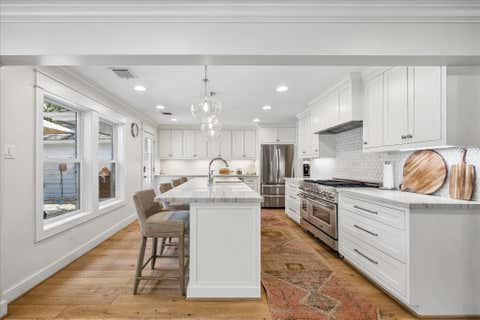 Tiny photo for 559 Rancho Bauer Drive, Houston, TX 77079 (MLS # 24729615)