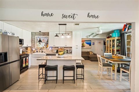 Photo of 2602 Tinechester Drive, Houston, TX 77339 (MLS # 34700404)