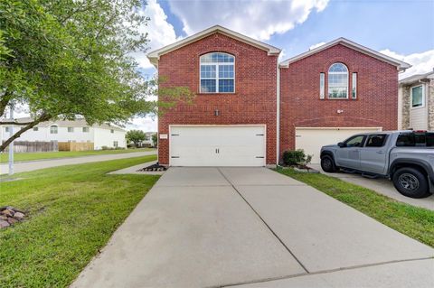Photo of 5103 Dartmoor Ridge Trail, Houston, TX 77066 (MLS # 37911452)