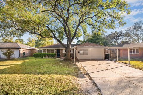 Photo of 9623 Vilven Lane, Houston, TX 77080 (MLS # 14994371)