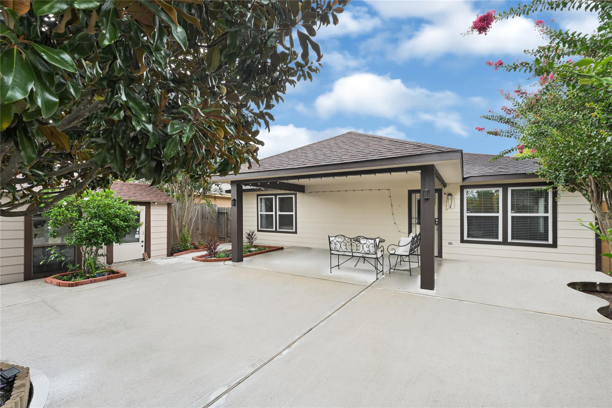9519 Summer Laurel Lane