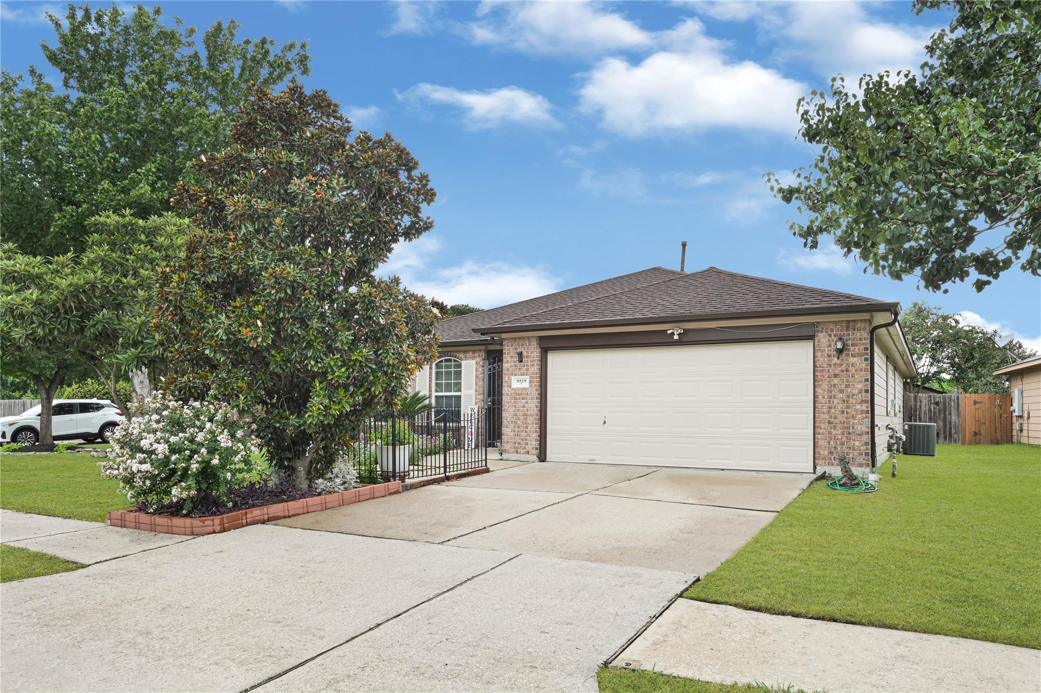 9519 Summer Laurel Lane
