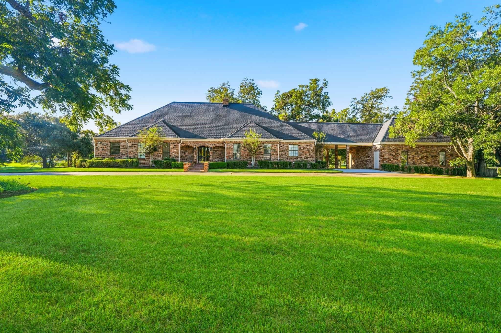 218 Bella Vista Drive