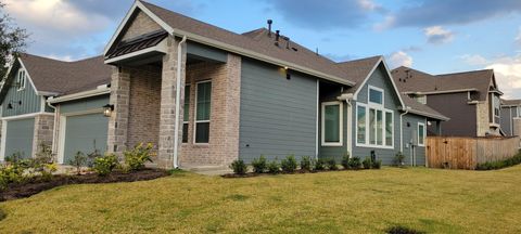 Photo of 204 Cider Gum Place, Montgomery, TX 77316 (MLS # 22853848)