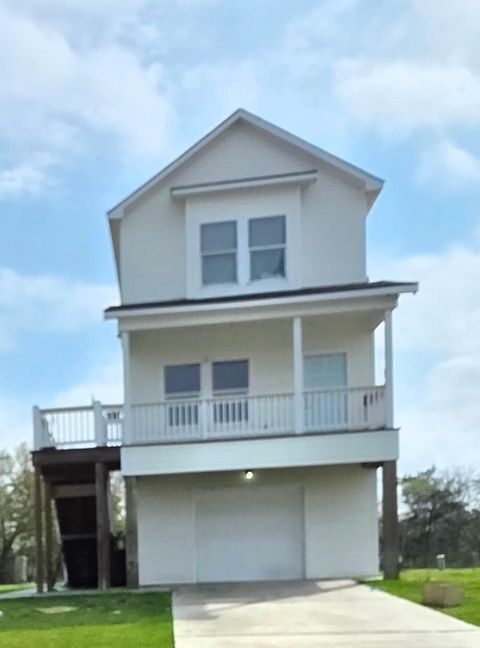 Photo of 6311 White Oak Drive, Hitchcock, TX 77563 (MLS # 79640399)