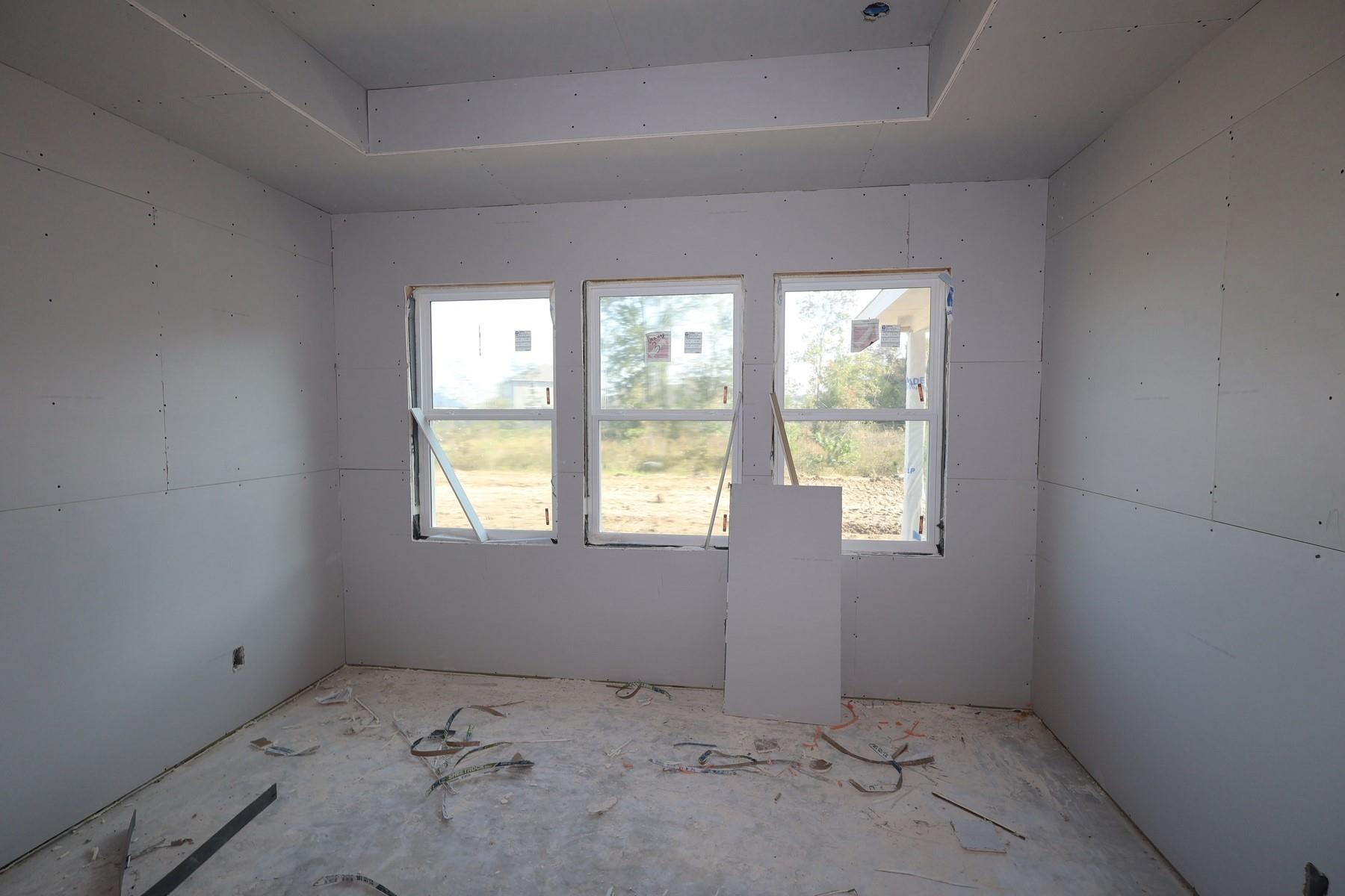 18726 Eastwood Ridge Drive