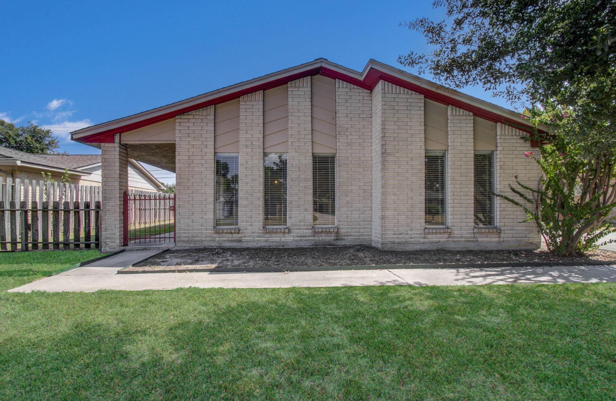 10215 Windriver Drive