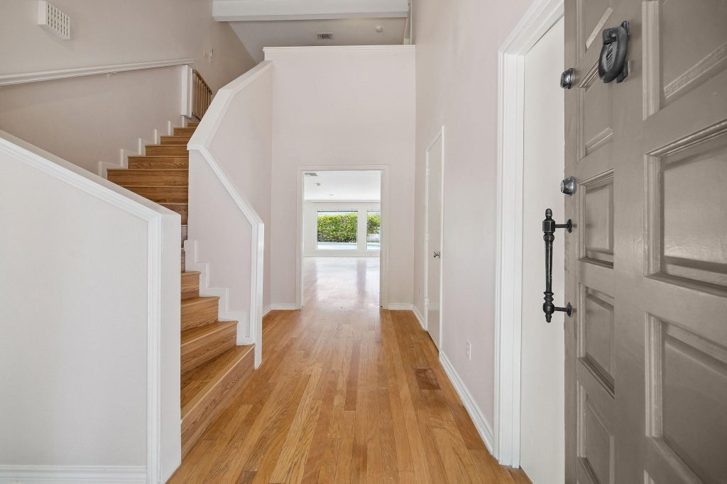 Photo of 10314 Olympia Drive, Houston, TX 77042 (MLS # 93275913)