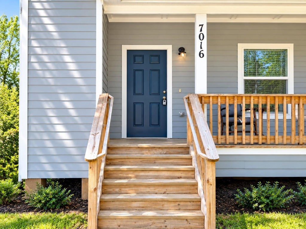 Photo of 7016 Semmes Street, Houston, TX 77093 (MLS # 74804418)