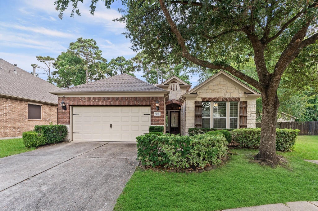 Photo of 13423 Hartland Lake Lane, Houston, TX 77044 (MLS # 33670742)