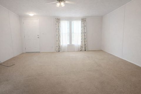 Photo of 1224 Vallejo Street, El Campo, TX 77437 (MLS # 31591580)