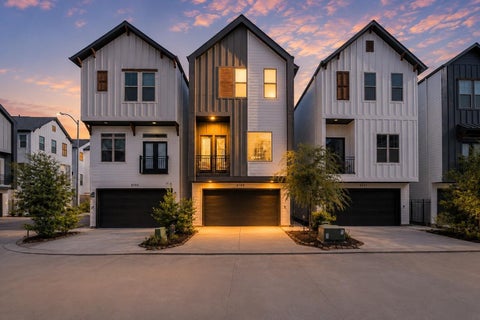 Photo of 3705 Creekmont Green Lane, Houston, TX 77091 (MLS # 6470719)