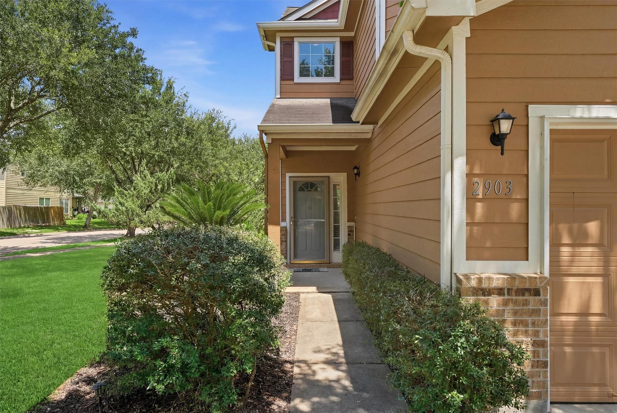 2903 Edgewick Elm Street