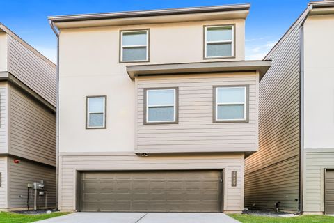 Photo of 18427 Idyllic Alley, Shenandoah, TX 77385 (MLS # 79596111)