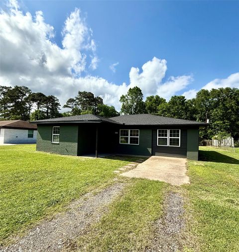 Photo of 1415 Windwood Street, Vidor, TX 77662 (MLS # 49141948)
