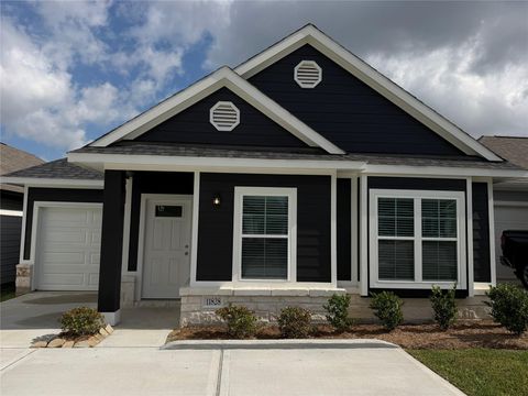Photo of 11828 East Gate Drive Dr, Willis, TX 77318 (MLS # 37299078)