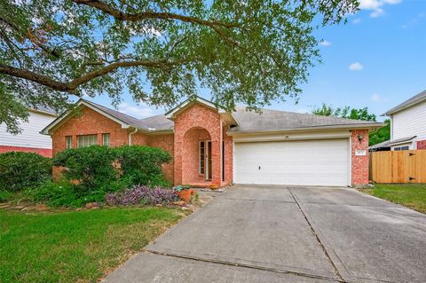 Photo of 3631 Lakeaires Lane, Katy, TX 77449 (MLS # 21842017) Photo of 3631 Lakeaires Lane, Katy, TX 77449 (MLS # 21842017)