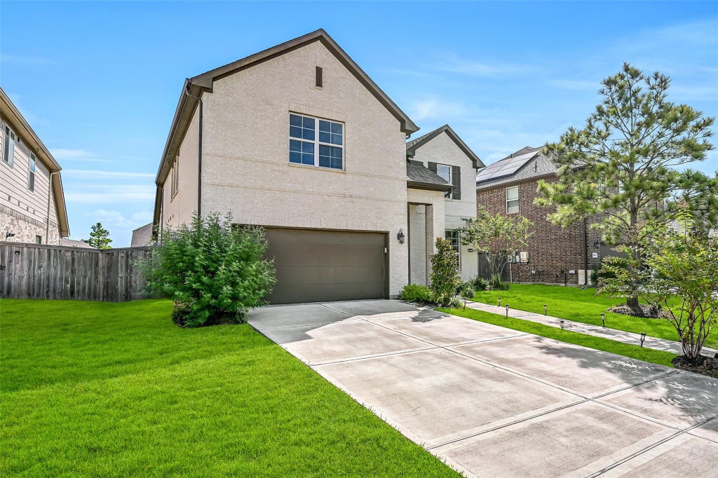 Photo of 2641 Summer Indigo Trail, Pearland, TX 77089 (MLS # 61513163)