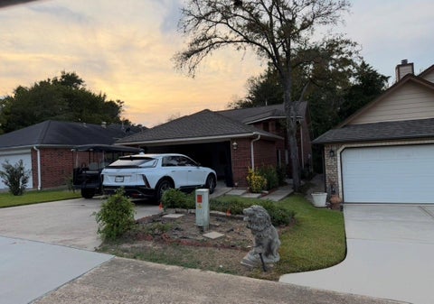 Homes For Rent - 102 Harbour Town Circle<br/> Conroe, TX 77356