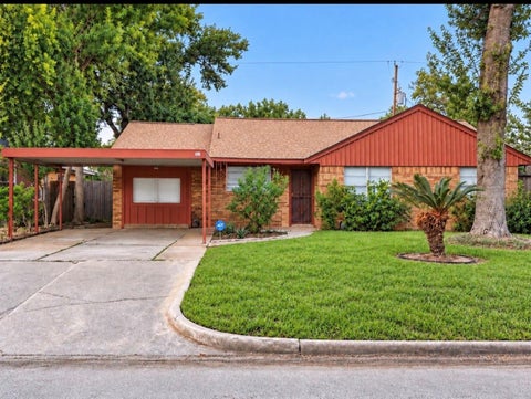 Photo of 5711 Turtle Creek Road, Houston, TX 77017 (MLS # 61475292)