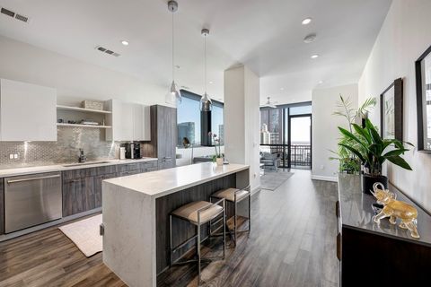 Photo of 1211 Caroline Street #1501, Houston, TX 77002 (MLS # 77495331)