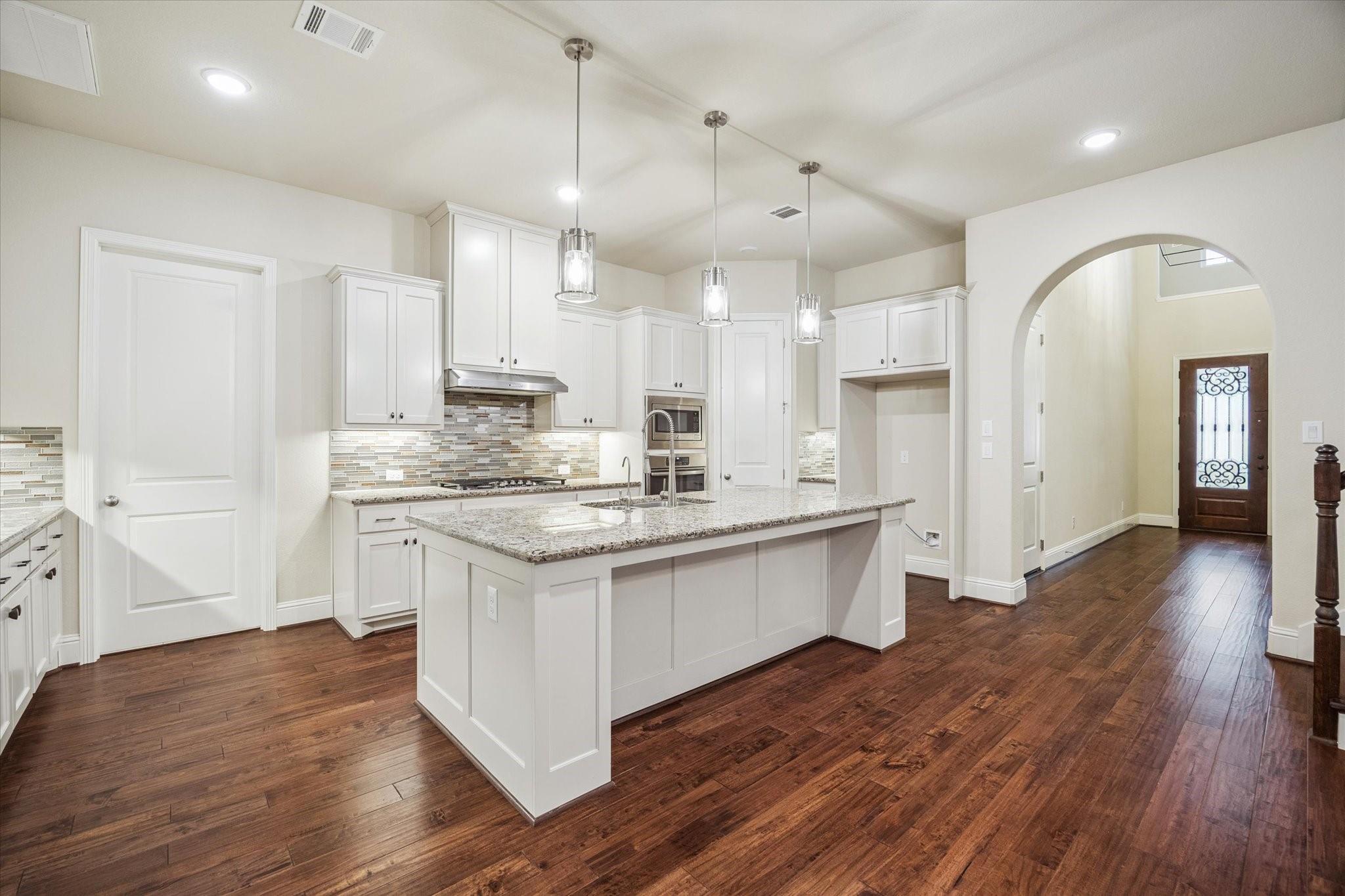 Houston, Texas 77077, United States, 4 Bedrooms Bedrooms, ,4 BathroomsBathrooms,Residential,Active,190954