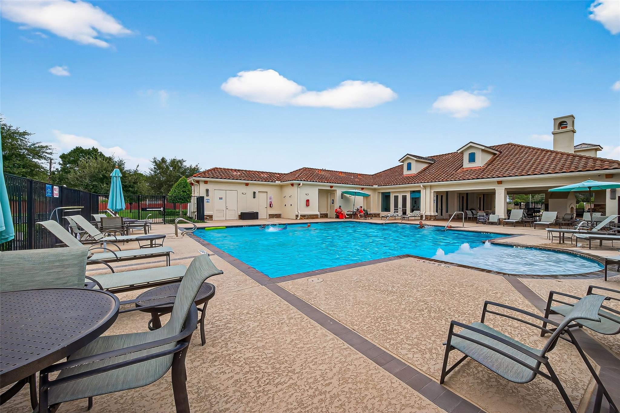 Houston, Texas 77077, United States, 4 Bedrooms Bedrooms, ,4 BathroomsBathrooms,Residential,Active,190954