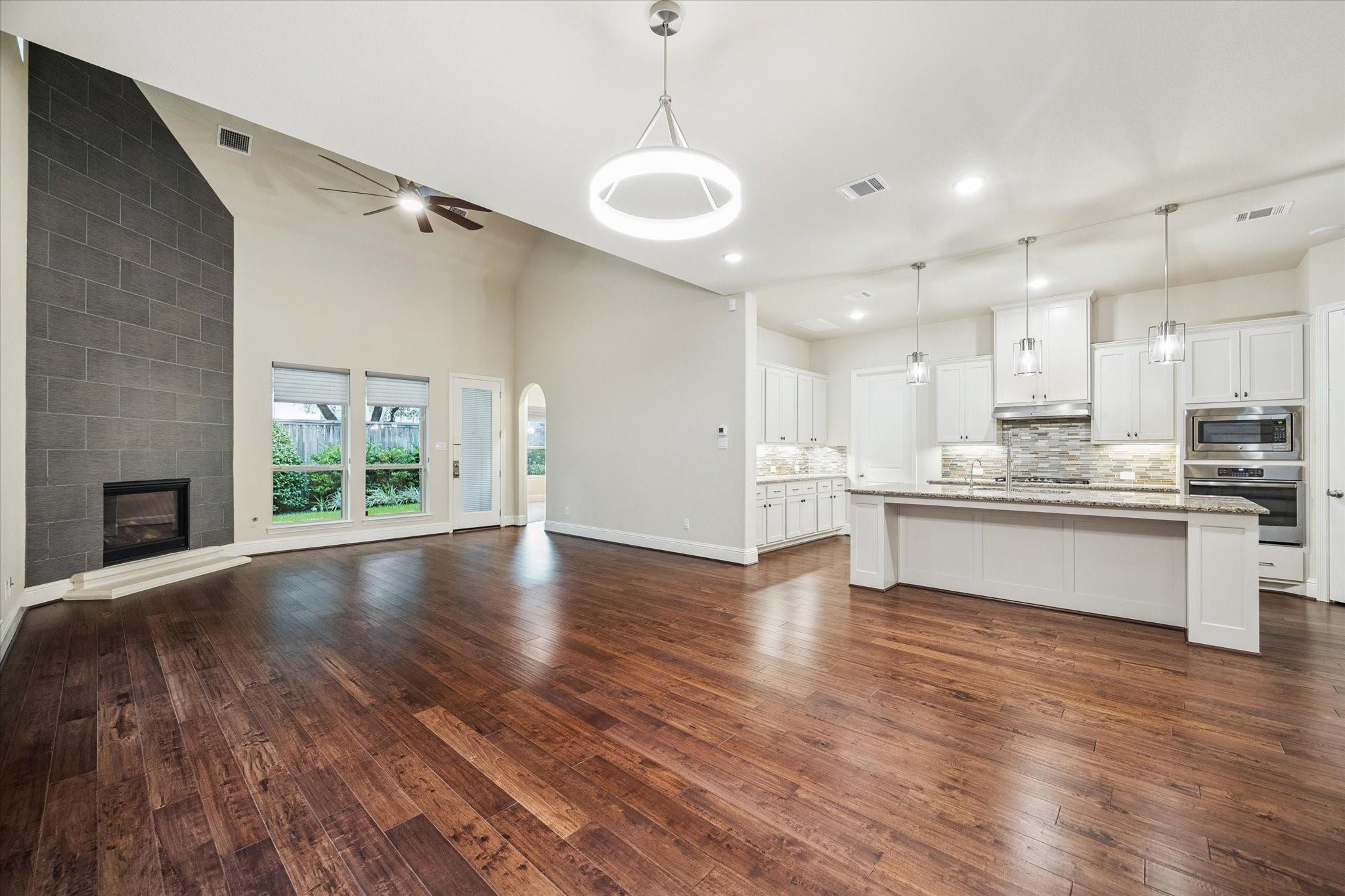 Houston, Texas 77077, United States, 4 Bedrooms Bedrooms, ,4 BathroomsBathrooms,Residential,Active,190954