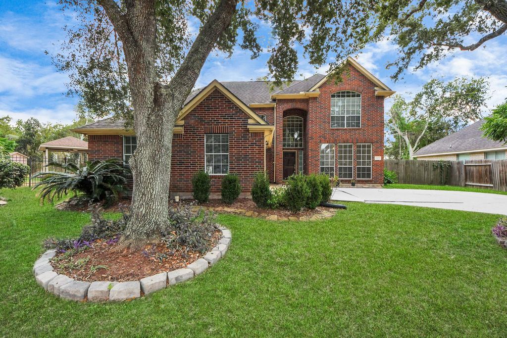 Photo of 1607 Parkview Lane, Missouri City, TX 77459 (MLS # 24384571)