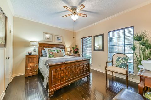 Tiny photo for 1719 Fairoaks Street, El Lago, TX 77586 (MLS # 23832021)