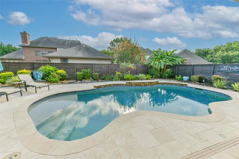 Tiny photo for 1719 Fairoaks Street, El Lago, TX 77586 (MLS # 23832021)