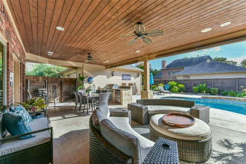 Tiny photo for 1719 Fairoaks Street, El Lago, TX 77586 (MLS # 23832021)