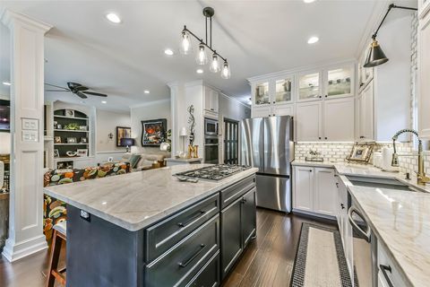 Tiny photo for 1719 Fairoaks Street, El Lago, TX 77586 (MLS # 23832021)