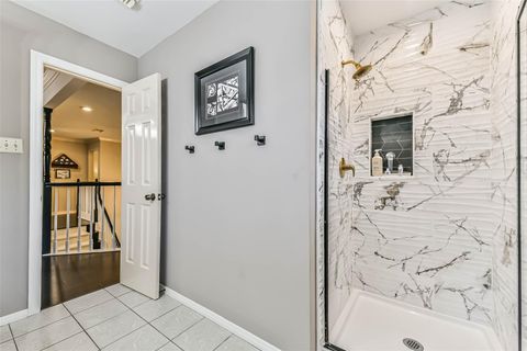 Tiny photo for 1719 Fairoaks Street, El Lago, TX 77586 (MLS # 23832021)
