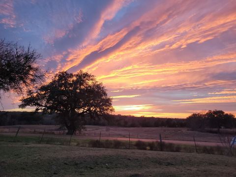 3521 Bryant Road Schulenburg TX 78956