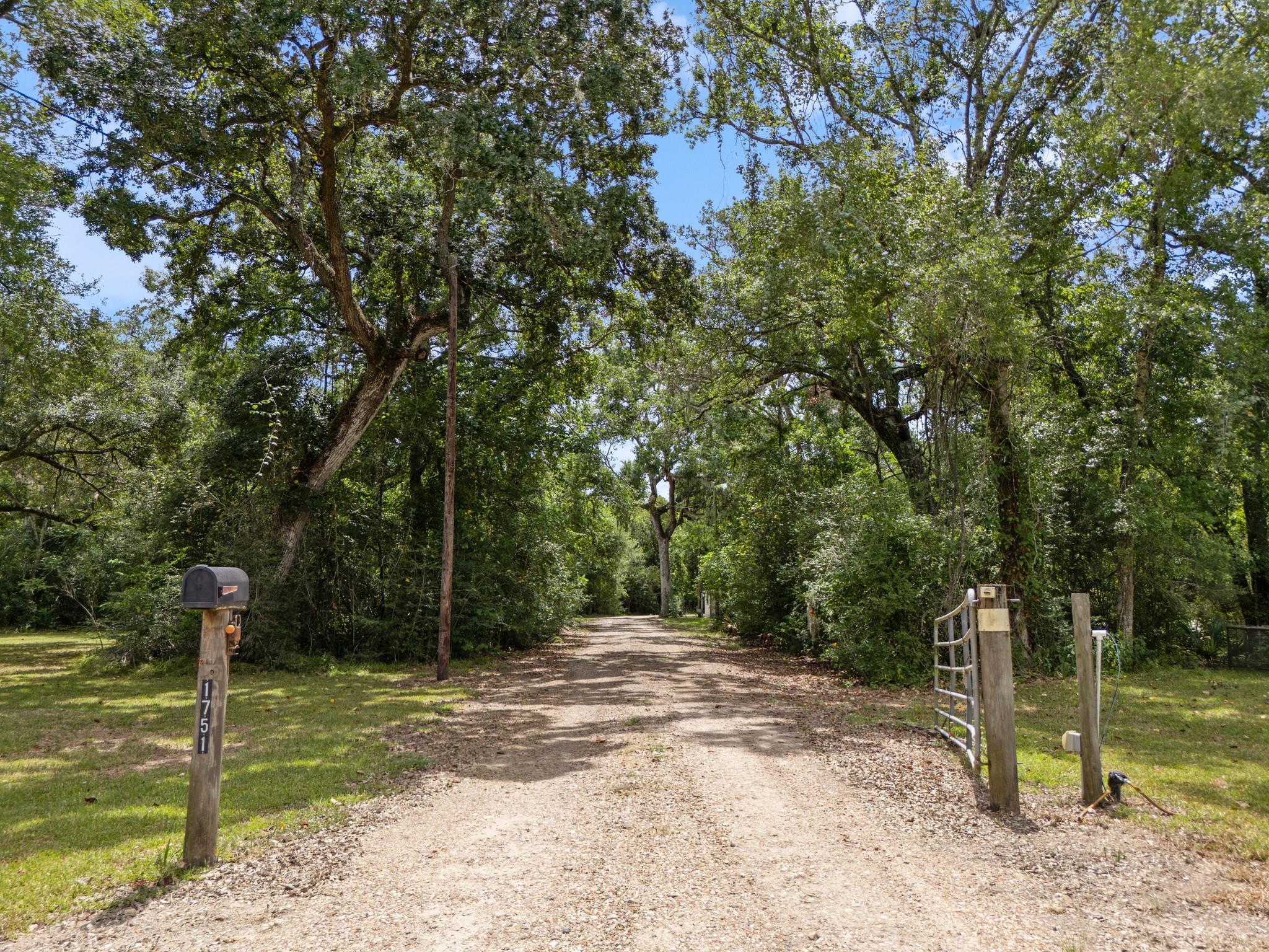 1751 Private Road 648 Street