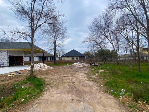 Photo of 0 Sunbeam Street, Houston, TX 77033 (MLS # 88409374)