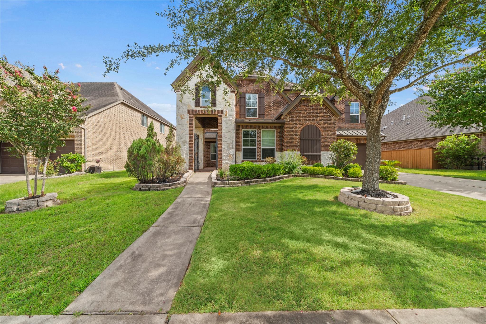 17315 Tomintoul Path