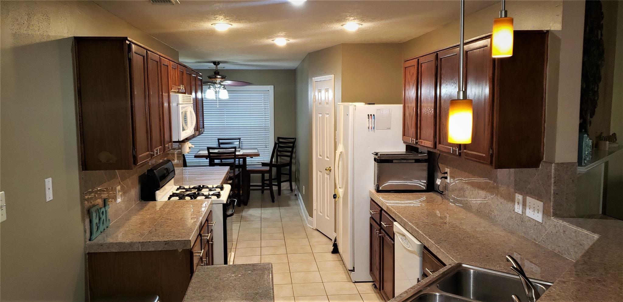 205 Sharnoll Circle
