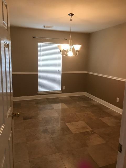 205 Sharnoll Circle