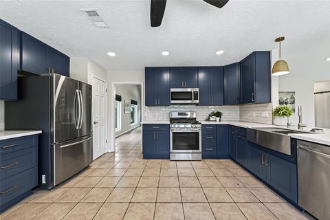 Photo of 1918 Maple Dale Lane, Richmond, TX 77406 (MLS # 13384356)