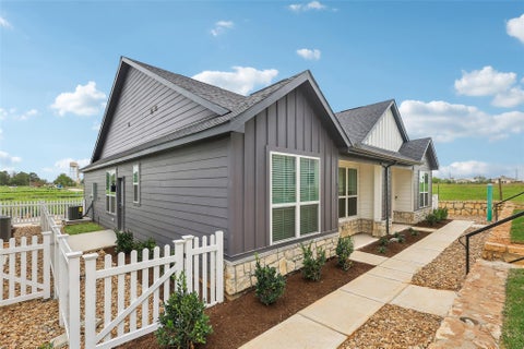 Photo of 732 Brilliance, Fulshear, TX 77441 (MLS # 82764936)