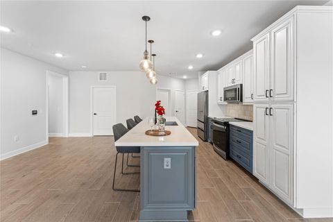 Tiny photo for 6804 Westview Drive #3103, Houston, TX 77055 (MLS # 56044985)