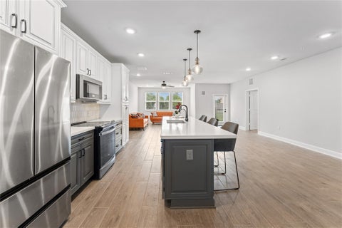Tiny photo for 6804 Westview Drive #3103, Houston, TX 77055 (MLS # 56044985)