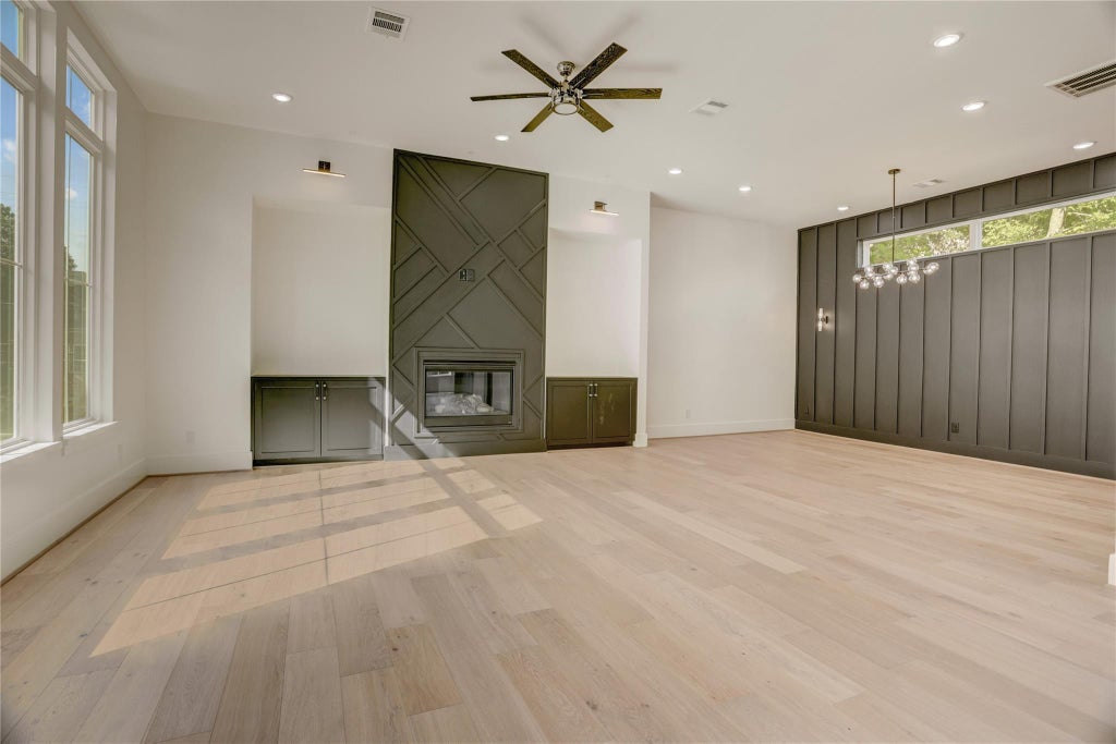 Photo of 1911 Lauderdale Street, Houston, TX 77030 (MLS # 17413234)