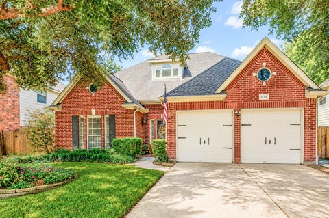 Homes For Sale - 17311 Pikes Peek Court<br/> Tomball, TX 77377