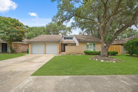 Photo of 22202 Cimarron Parkway, Katy, TX 77450 (MLS # 14228495)