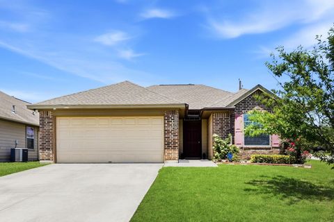 Homes For Sale - 100 Oakwood Court<br/> Walker County, Huntsville, TX 77320